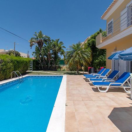 Altura Villa Exterior photo