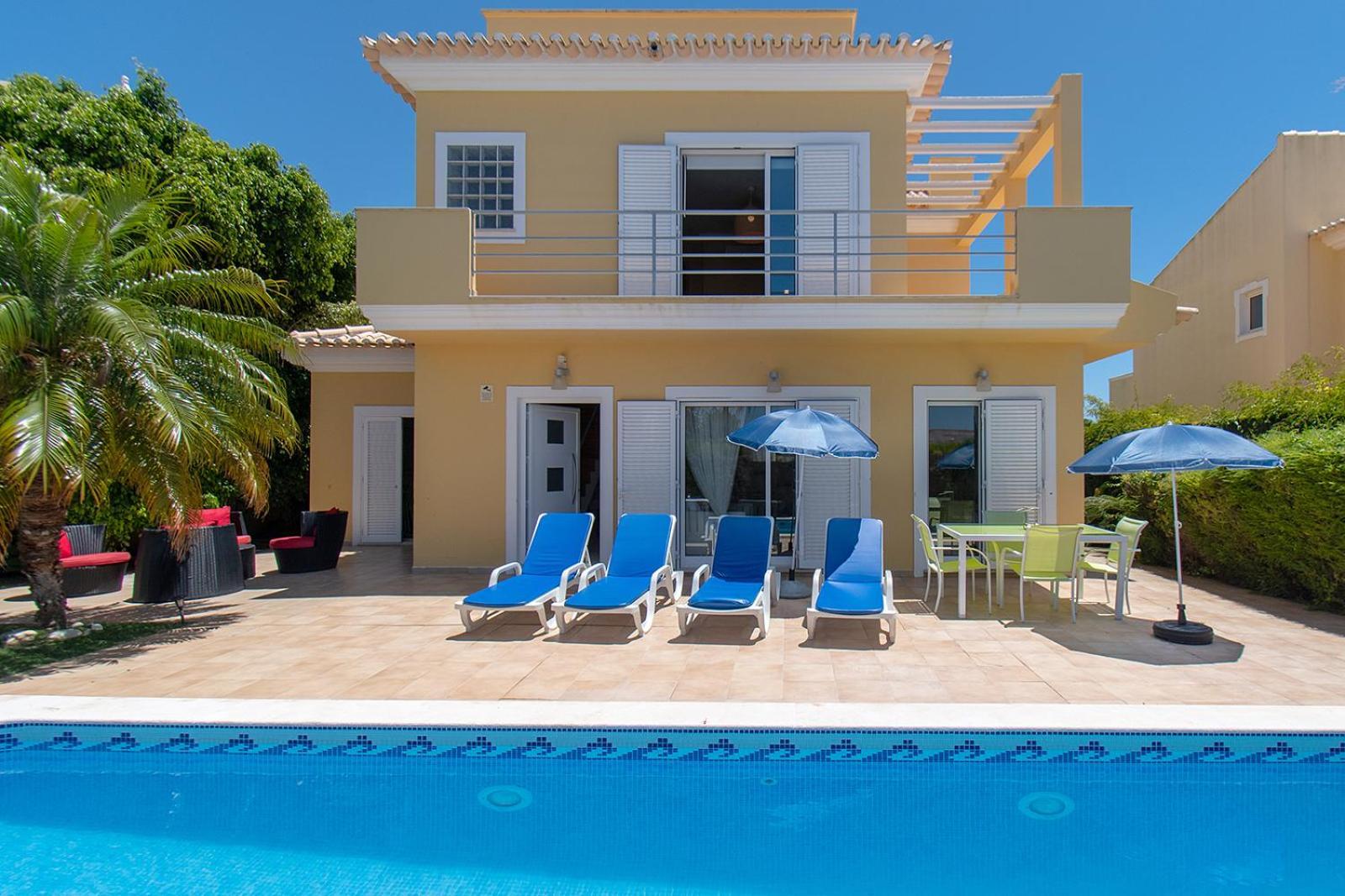 Altura Villa Exterior photo